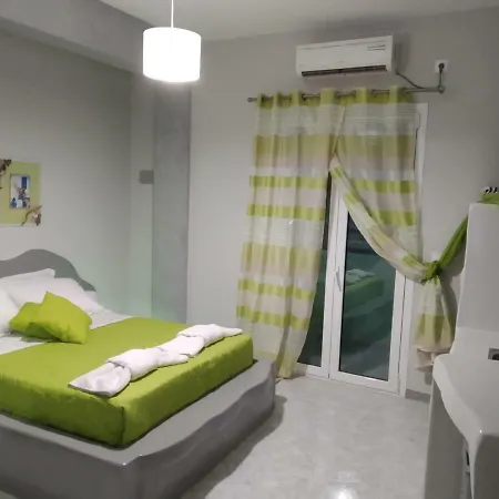 Pasithei Lejlighedshotel Perissa (Santorini)
